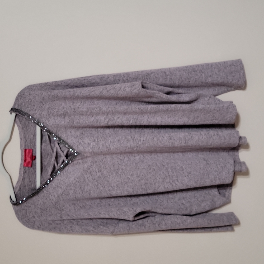 Jennifer Lopez  sweater